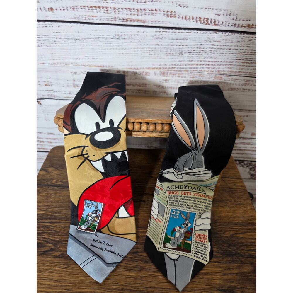 Vintage Looney Tunes Men's Neck ties Bugs Bunny and Taz tie set 1997